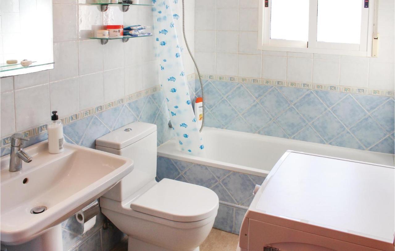 Cozy Apartment In Los Alcazares With Wifi Exterior photo